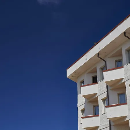 Tirreno מלון 3*